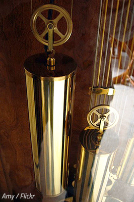 How to disassemble a grandfather clock for moving